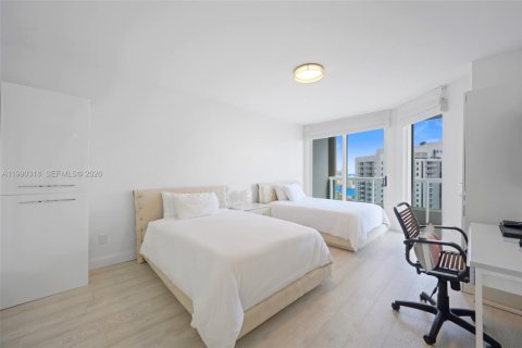 Apartment in Aventura, Florida 2 bedrooms, 173.26 sq.m. № 2063061 - photo 20