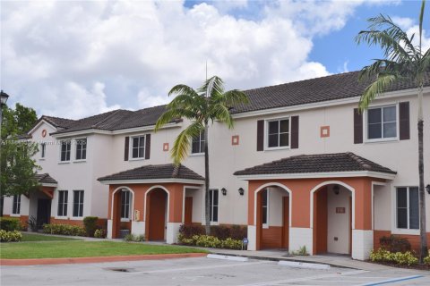 Condo in Miami Gardens, Florida, 2 bedrooms  № 1880214 - photo 6