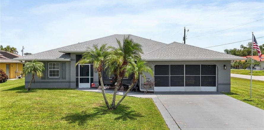 Casa en Punta Gorda, Florida 3 dormitorios, 180.23 m2 № 1873673