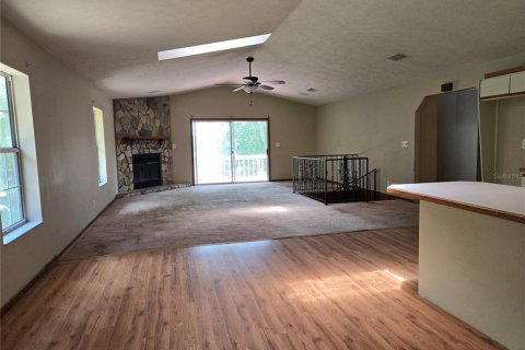 House in Ocklawaha, Florida 3 bedrooms, 304.07 sq.m. № 1883277 - photo 13