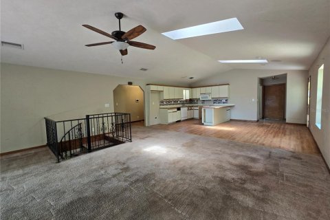 House in Ocklawaha, Florida 3 bedrooms, 304.07 sq.m. № 1883277 - photo 5