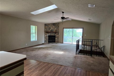 House in Ocklawaha, Florida 3 bedrooms, 304.07 sq.m. № 1883277 - photo 14