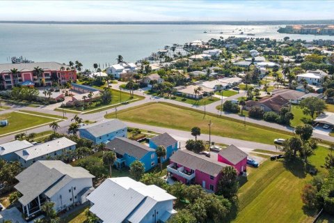 Commercial property in St. Lucie, Florida 371.98 sq.m. № 2083368 - photo 4