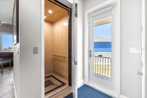 Купить виллу или дом в Гудзон, Флорида 3 комнаты, 222.97м2, № 2222482 - фото 7