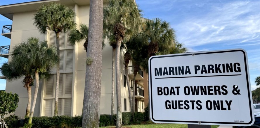 Condominio en Jupiter, Florida, 2 dormitorios № 1077143