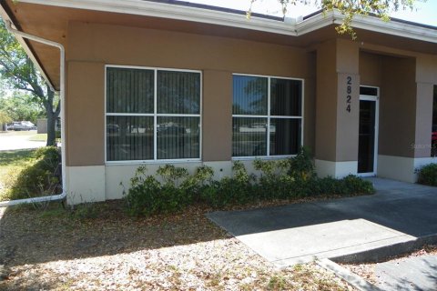 Commercial property in Bradenton, Florida 185.8 sq.m. № 2201437