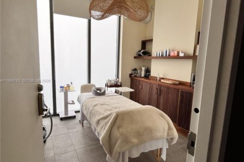 Condominio en venta en Miami, Florida, 35.77 m2 № 2058513 - foto 2