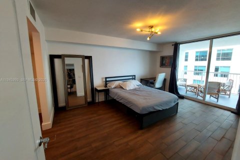 Copropriété à vendre à Miami, Floride: 1 chambre, 76.64 m2 № 2002183 - photo 6
