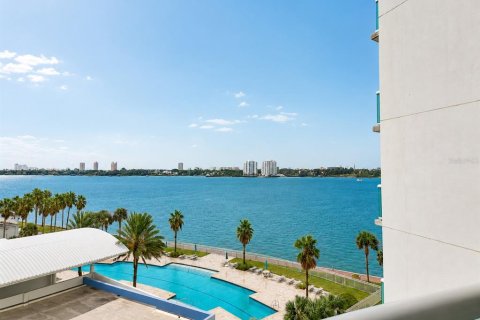 Copropriété à vendre à Holly Hill, Floride: 2 chambres, 155.15 m2 № 2283737 - photo 16