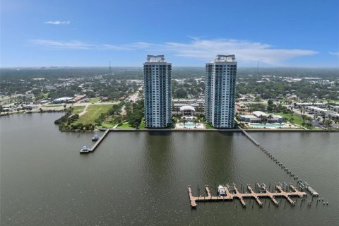 Copropriété à vendre à Holly Hill, Floride: 2 chambres, 155.15 m2 № 2283737 - photo 24