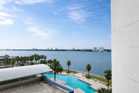 Copropriété à vendre à Holly Hill, Floride: 2 chambres, 155.15 m2 № 2283737 - photo 18