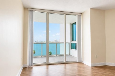 Copropriété à vendre à Holly Hill, Floride: 2 chambres, 155.15 m2 № 2283737 - photo 3