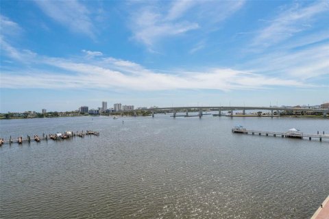 Copropriété à vendre à Holly Hill, Floride: 2 chambres, 155.15 m2 № 2283737 - photo 28