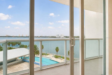Copropriété à vendre à Holly Hill, Floride: 2 chambres, 155.15 m2 № 2283737 - photo 15