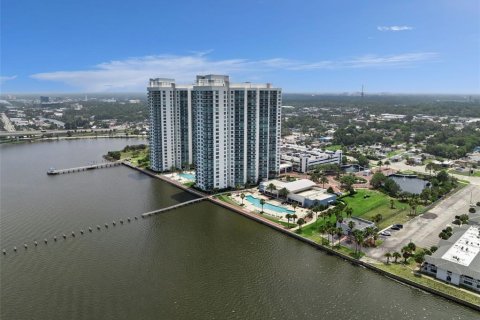 Copropriété à vendre à Holly Hill, Floride: 2 chambres, 155.15 m2 № 2283737 - photo 25