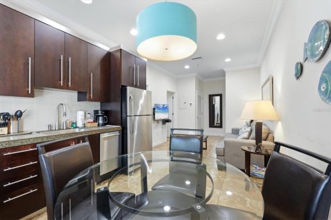 Copropriété à vendre à Sarasota, Floride: 1 chambre, 48.68 m2 № 2308925 - photo 4