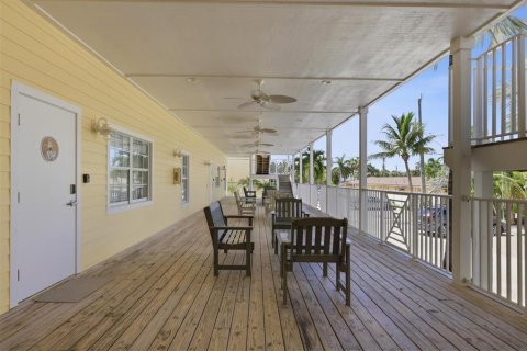 Copropriété à vendre à Sarasota, Floride: 1 chambre, 48.68 m2 № 2308925 - photo 7