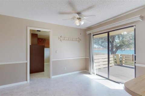 Casa en venta en Eustis, Florida, 4 dormitorios, 352.94 m2 № 2230101 - foto 18
