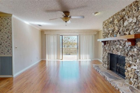 Casa en venta en Eustis, Florida, 4 dormitorios, 352.94 m2 № 2230101 - foto 8