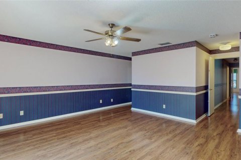 Casa en venta en Eustis, Florida, 4 dormitorios, 352.94 m2 № 2230101 - foto 25
