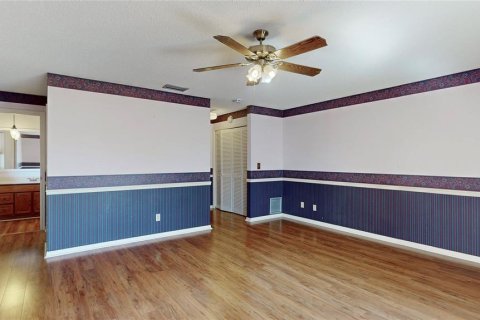 Casa en venta en Eustis, Florida, 4 dormitorios, 352.94 m2 № 2230101 - foto 26