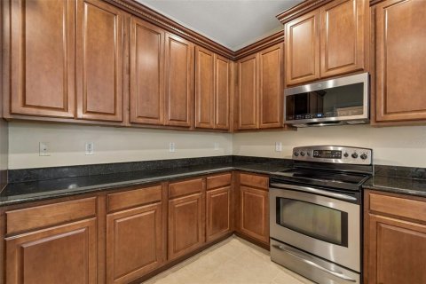 Townhouse in Tampa, Florida 3 bedrooms, 154.68 sq.m. № 2123085 - photo 26