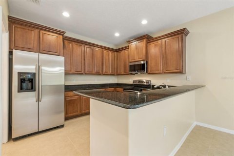 Townhouse in Tampa, Florida 3 bedrooms, 154.68 sq.m. № 2123085 - photo 24
