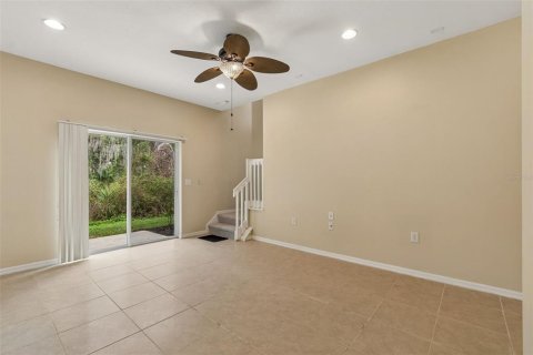 Townhouse in Tampa, Florida 3 bedrooms, 154.68 sq.m. № 2123085 - photo 19