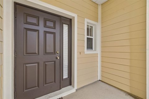 Townhouse in Tampa, Florida 3 bedrooms, 154.68 sq.m. № 2123085 - photo 7