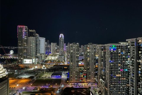 Condominio en venta en Miami, Florida, 1 dormitorio, 69.86 m2 № 1478148 - foto 28