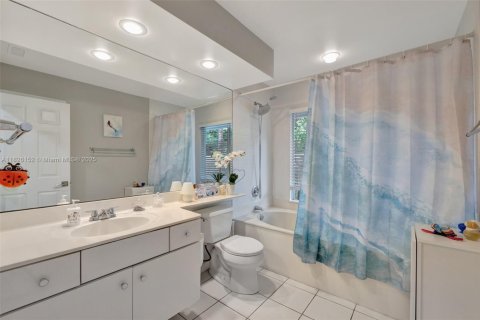 Casa en venta en Palm City, Florida, 3 dormitorios, 206.34 m2 № 1796487 - foto 21