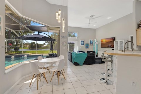 Casa en venta en Palm City, Florida, 3 dormitorios, 206.34 m2 № 1796487 - foto 10