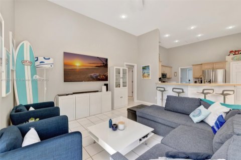 Casa en venta en Palm City, Florida, 3 dormitorios, 206.34 m2 № 1796487 - foto 18