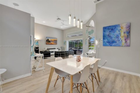 Casa en venta en Palm City, Florida, 3 dormitorios, 206.34 m2 № 1796487 - foto 8