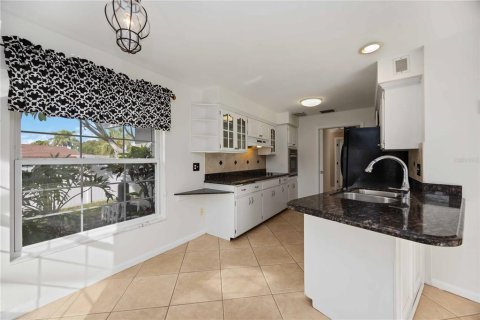 Casa en venta en Seminole, Florida, 2 dormitorios, 133.78 m2 № 1902939 - foto 17