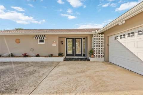 Casa en venta en Seminole, Florida, 2 dormitorios, 133.78 m2 № 1902939 - foto 4