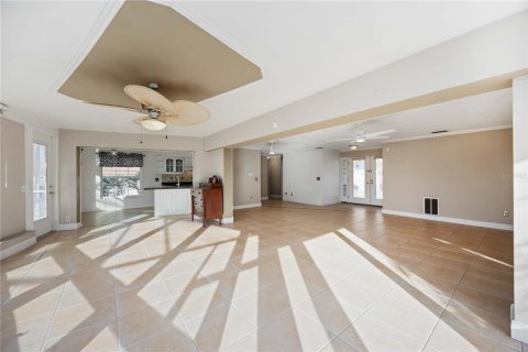 Casa en venta en Seminole, Florida, 2 dormitorios, 133.78 m2 № 1902939 - foto 12