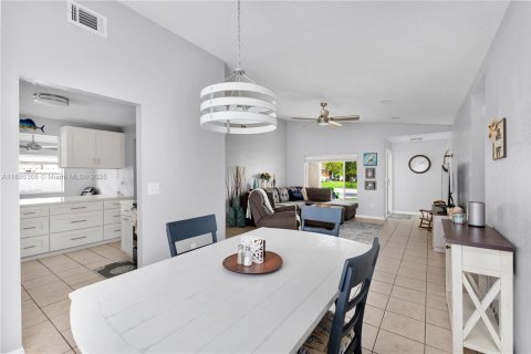 Villa ou maison à vendre à Cooper City, Floride: 3 chambres, 162.86 m2 № 1949718 - photo 5