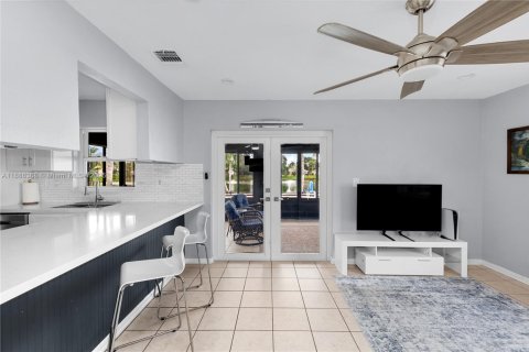 Villa ou maison à vendre à Cooper City, Floride: 3 chambres, 162.86 m2 № 1949718 - photo 12
