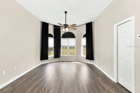 Villa ou maison à louer à Weeki Wachee, Floride: 5 chambres, 317.35 m2 № 2408842 - photo 12