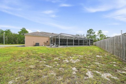 Villa ou maison à louer à Weeki Wachee, Floride: 5 chambres, 317.35 m2 № 2408842 - photo 16