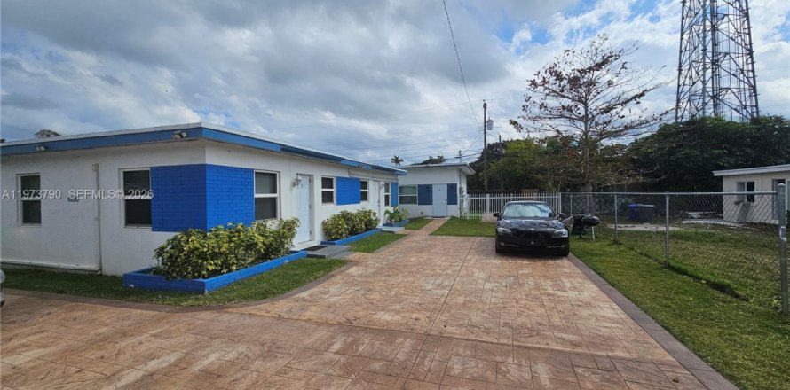 Casa en Hollywood, Florida 1 dormitorio, 74.32 m2 № 2033421