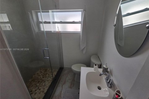 Casa en alquiler en Hollywood, Florida, 1 dormitorio, 74.32 m2 № 2033421 - foto 15