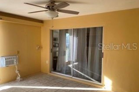 Villa ou maison à vendre à Port Charlotte, Floride: 2 chambres, 85.28 m2 № 1813014 - photo 21