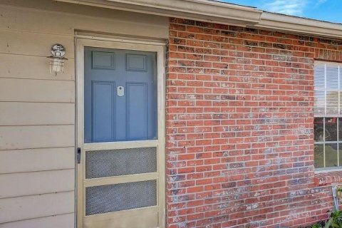 Villa ou maison à vendre à Port Charlotte, Floride: 2 chambres, 85.28 m2 № 1813014 - photo 2
