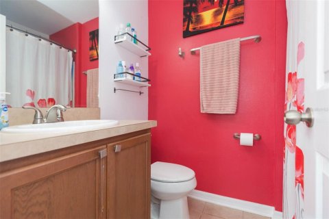 Condo in Lakewood Ranch, Florida, 2 bedrooms  № 1917627 - photo 15