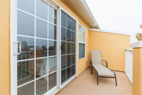Condo in Lakewood Ranch, Florida, 2 bedrooms  № 1917627 - photo 17