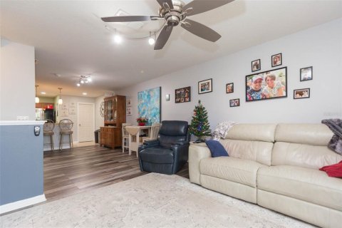 Condo in Lakewood Ranch, Florida, 2 bedrooms  № 1917627 - photo 3