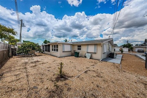 House in Holiday, Florida 3 bedrooms, 103.12 sq.m. № 1806671 - photo 3