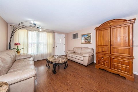 House in Holiday, Florida 3 bedrooms, 103.12 sq.m. № 1806671 - photo 7